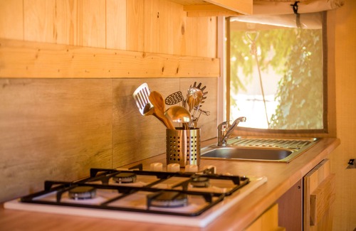 Mareda Alquiler De RV | Sunflower Camping