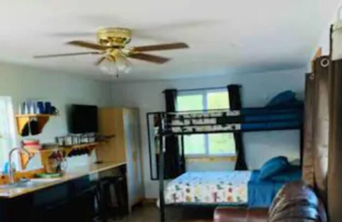 Kalispell Cabaña | Sunflower Cottage - 40 mins to Glacier Park