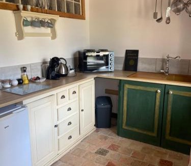 Genneteil Casa | Sunflower Cottage