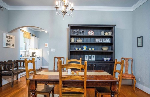 Fredericksburg Casa | Sunflower Haus | Great Location | Fire Pit