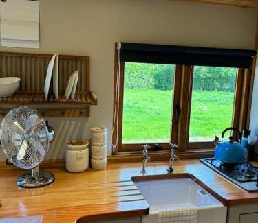 Staple Hill Apartamento | Sunflower Hut