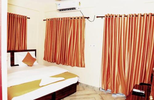 New Town Casa | Sunflower Inn
