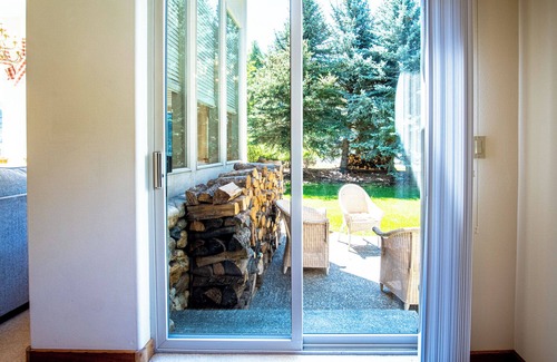 Twin Creeks Casa | Sunflower Lane - 4BD Sun Valley Retreat + Resort Amenities