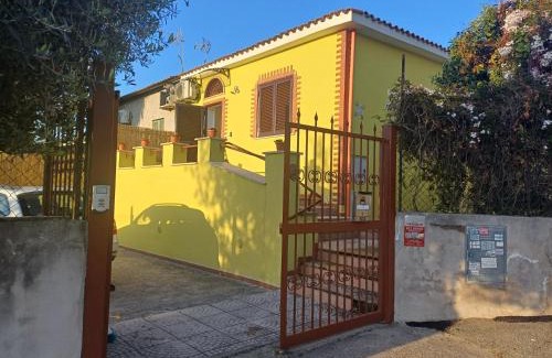 Quartiere XXIII Alessandrino Apartamento | Sunflower's home