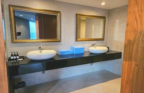 Seongsan Hotel | Sungsan Marina Hotel