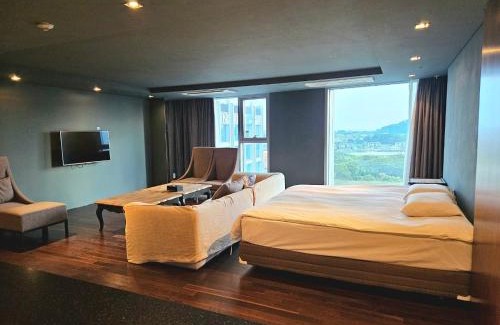 Seongsan Hotel | Sungsan Marina Hotel