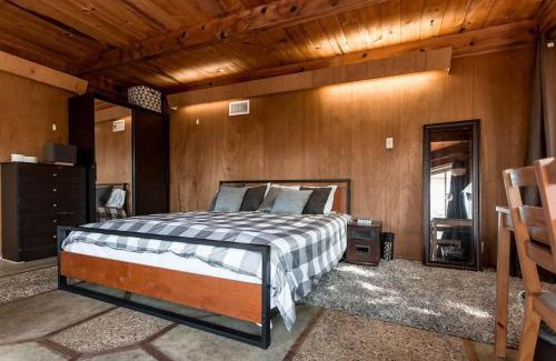 Southeastern Sacramento Apartamento | SunHouse 1410sqft BBQ 3xTVs Pets W/D Backyard