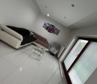 Lubica Casa | Sunhouse