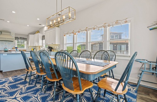 Duck Casa | Sunkissed OBX Luxury, 6 bedroom, Elevator, Pool, Hot tub in Duck. SALE/PROMOTION