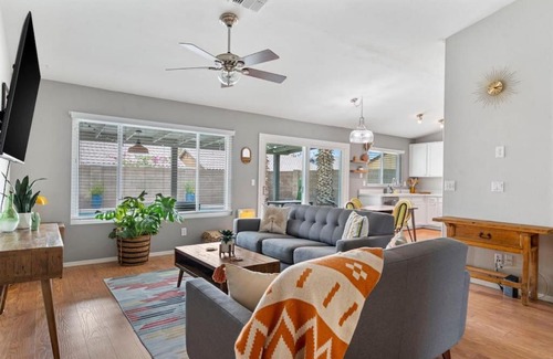 Deer Valley Casa | Sunkissed Private Pool 3BR Oasis w Outdoor Lounge