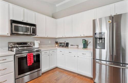 Deer Valley Casa | Sunkissed Private Pool 3BR Oasis w Outdoor Lounge