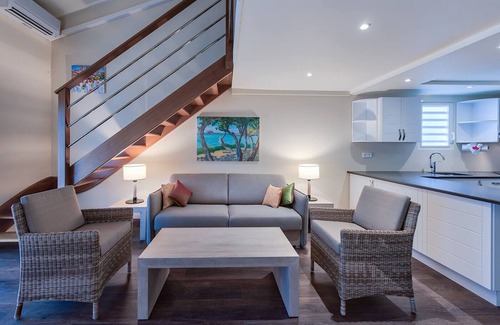 Grand Case Complejo | Sunkissed Shores Await | Studio Suite with Ocean Views & Island Adventures