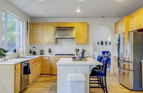 Antioch Casa | SUNKISSED SPACIOUS 5BD HOME W/ POOL TABLE & BBQ
