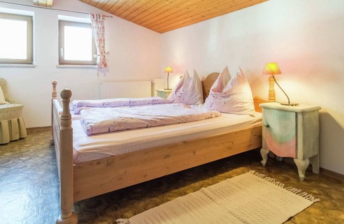 Kirchdorf in Tirol Apartamento | Sunlit Apartment near Ski Area in Tyrol