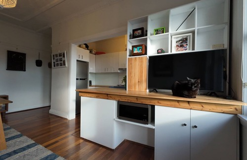 Randwick Apartamento | Sunlit beach retreat.