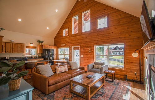 Dover Bay Casa | Sunlit, dog-friendly home with hot tub, gas fireplace, & washer/dryer