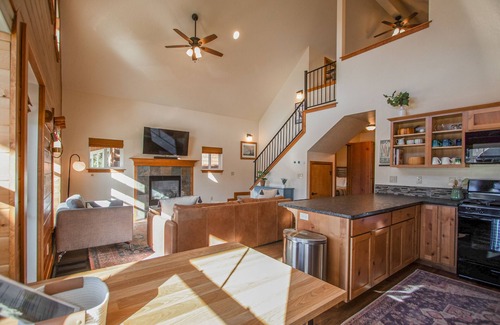 Dover Bay Casa | Sunlit, dog-friendly home with hot tub, gas fireplace, & washer/dryer