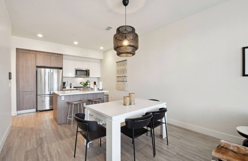 Jefferson Park Condominio | Sunlit Escape | Espadin LoHi