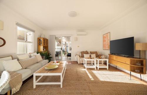 Brighton-le-Sands Apartamento | Sunlit Retreat Close to Cafes and Beach