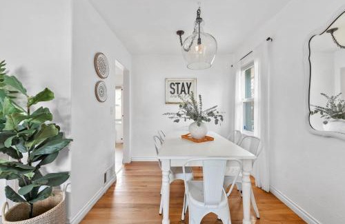 North Spokane Casa | Sunlit Scandi Haven - Walk to Whitworth U & Shops