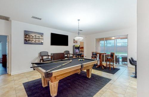 Crescent Lakes Casa | Sunlit Serenity Oasis