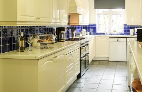 Ludwel Cabaña | SUNNINGDALE, ideal para familias, con un jardín en Ludlow, Ref 14518