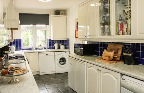 Ludwel Cabaña | SUNNINGDALE, ideal para familias, con un jardín en Ludlow, Ref 14518