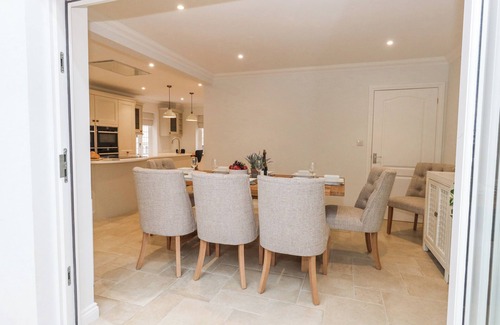 Weymouth Cabaña | Sunningdale Rise