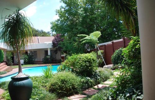 Greater Johannesburg Metropolitan Area Casa | Sunninghill Guest Lodges