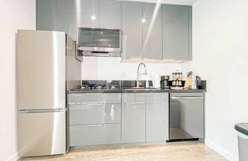 Ladera Heights Casa | Sunny 1BR with Spacious Outdoor Lounge - SH4
