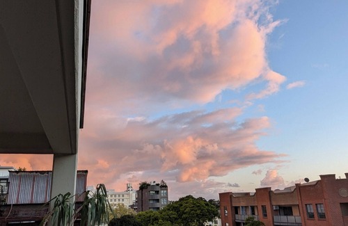 Camperdown Apartamento | Sunny 2-bed inner-city oasis, close to Syd Uni, CBD and Glebe Foreshore