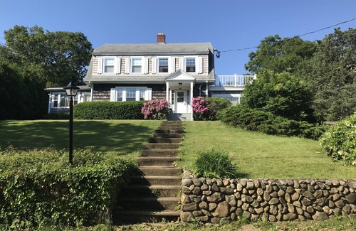 Vineyard Haven Condominio | Sunny 2bedroom condo w pool!