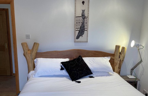 Stonehaven Apartamento | Sunny 3 Bed 1st Floor Apartment - very close to Beach and Town