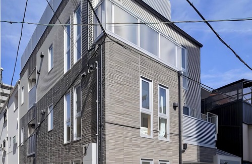 Nishi Apartamento | Sunny 3 - guest American - style Osaka apt.Private bath, kitchen. Unit 202.