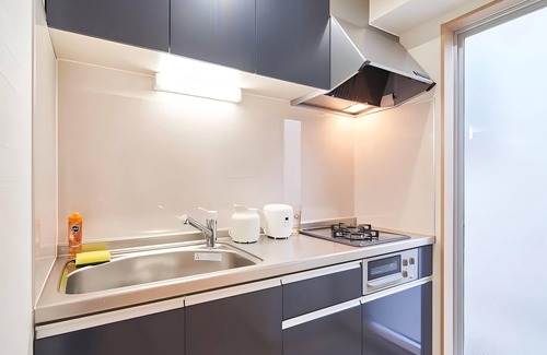 Nishi Apartamento | Sunny 3 - guest American - style Osaka apt.Private bath, kitchen. Unit 301.