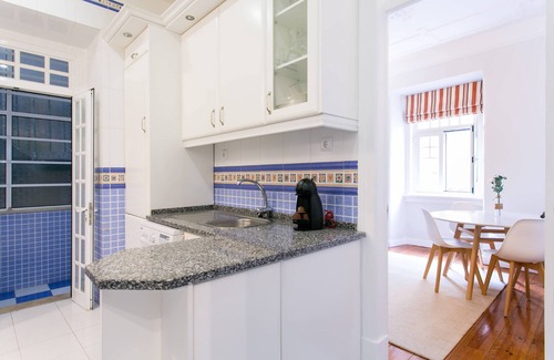 Santa Engracia Apartamento | Sunny Alfama - Apartamento super cómodo de 3 Bd con vista al río