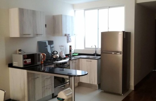 Macrodistrito Sur Apartamento | Soleado apartamento con piscina