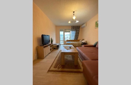 Sandanski Apartamento | Sunny apartment by the river