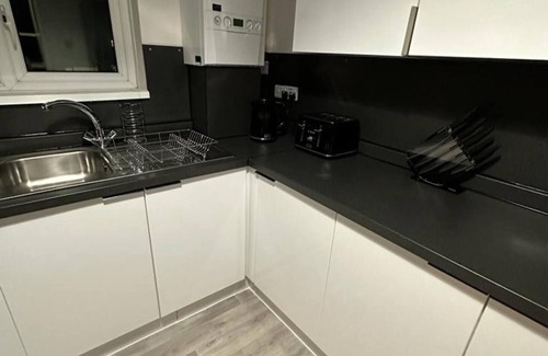Cheltenham Apartamento | Sunny Apartment in Cheltenham by Golden Valley