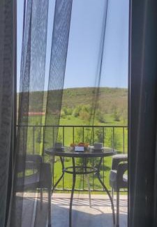 Tsaghkadzor Apartamento | Sunny apartment in Kechi House, Tsaghkadzor