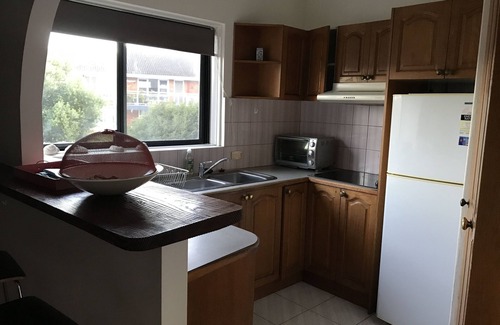 Cronulla Apartamento | Sunny apartment with balcony next to the beach