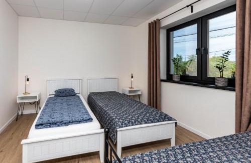 Zvolen Apartamento | Sunny Apartment With Free Parking