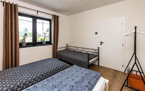 Zvolen Apartamento | Sunny Apartment With Free Parking