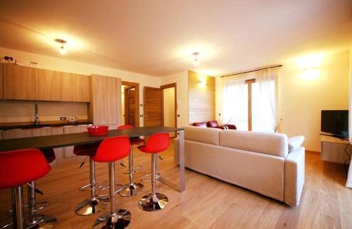 Livinallongo del Col di Lana Apartamento | Sunny Arabba Apartment