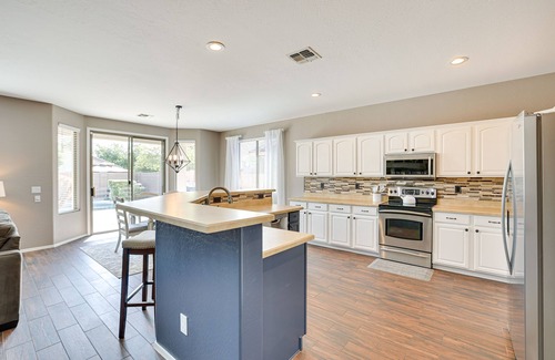 Litchfield Manor Casa | Sunny Arizona Getaway w/ Heated Pool & Patio!