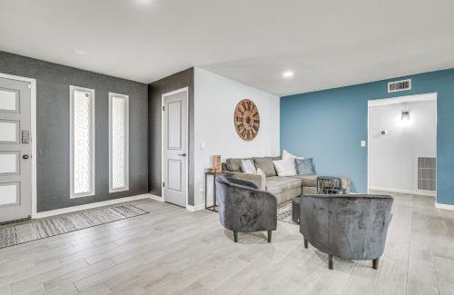 Lake Havasu City Casa | Sunny Arizona Oasis with Views - 2 Mi to Lake Havasu