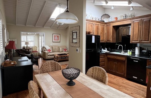 Balboa Island Cabaña | 60% DESCUENTO - BALBOA ISLAND COTTAGE - 2 BD, 2 BA, A / C, garaje PKG