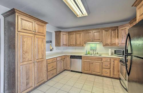 Shoreline Park Casa | Sunny Bay St Louis Retreat with River Access!