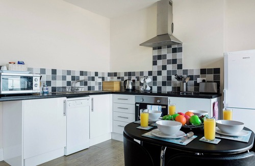 Shanklin Cabina | Sunny Beach Apartments