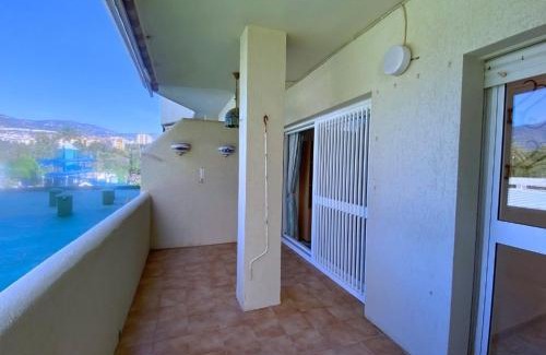 Ciudad Universitaria Apartamento | Sunny Benalbeach Escape Pools and Beach